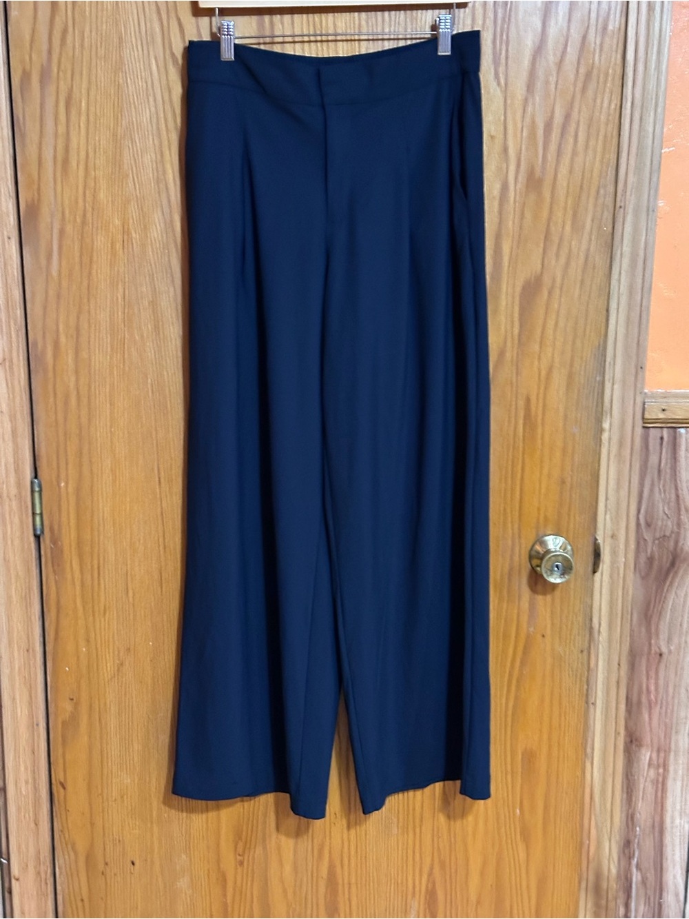 Athleta women’s sz 8 black Wide-Leg Pull-On Pants